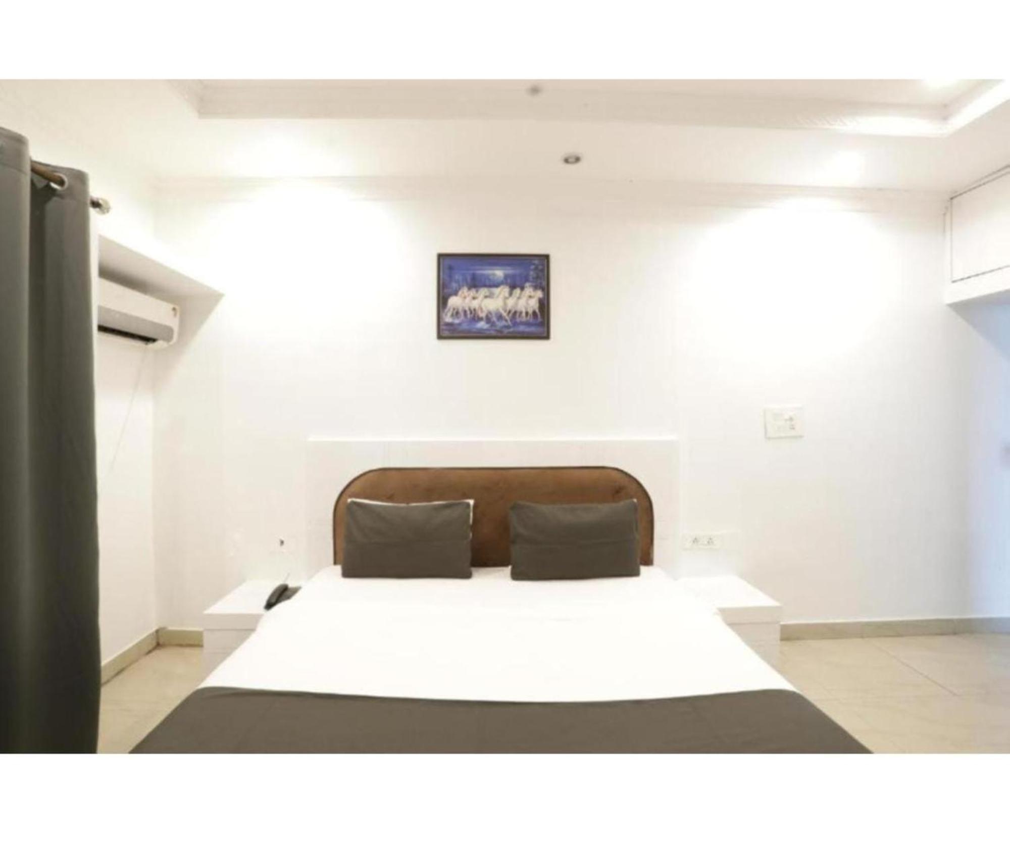 Day S Inn Luxury Stay Near Care Hospital In Budget Friendly Price Best Seller Bhubaneswar Eksteriør bilde
